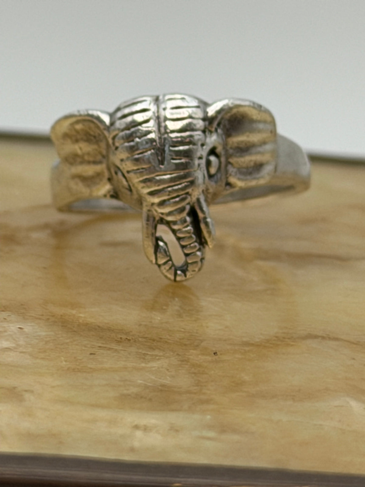 .925 Elephant Ring (6.5)