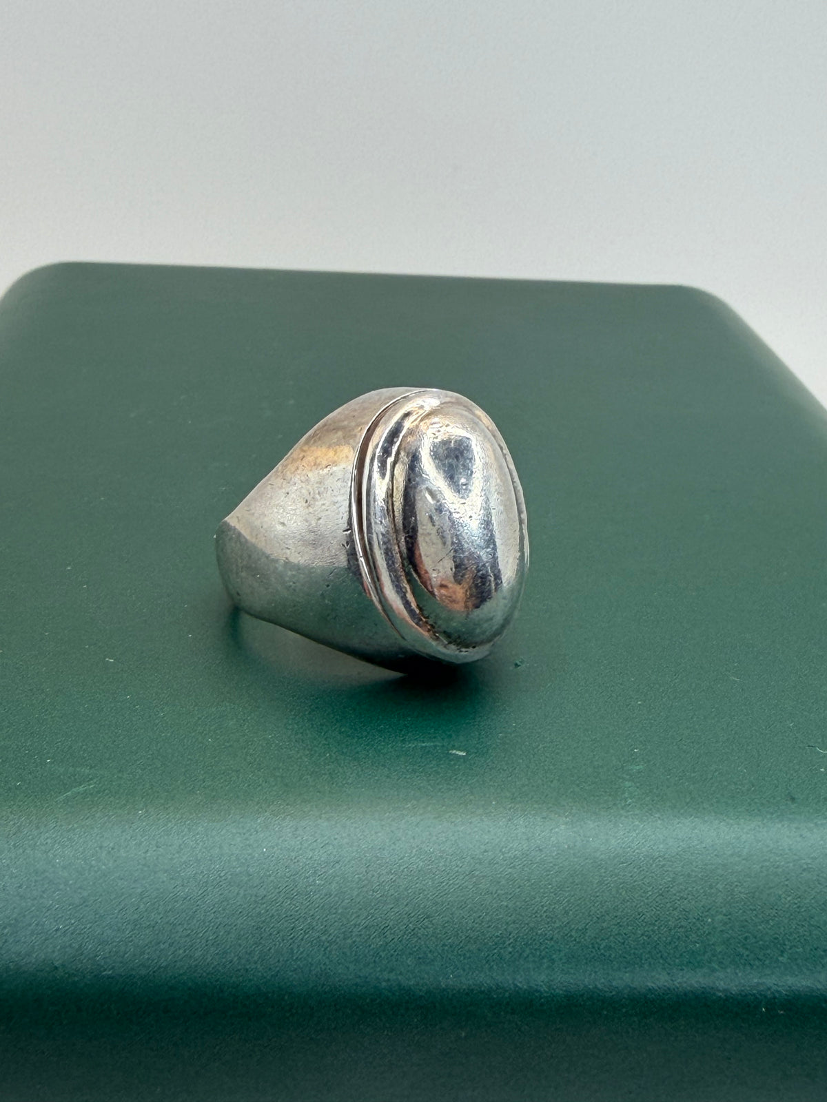 .925 Locket Ring (5.5)