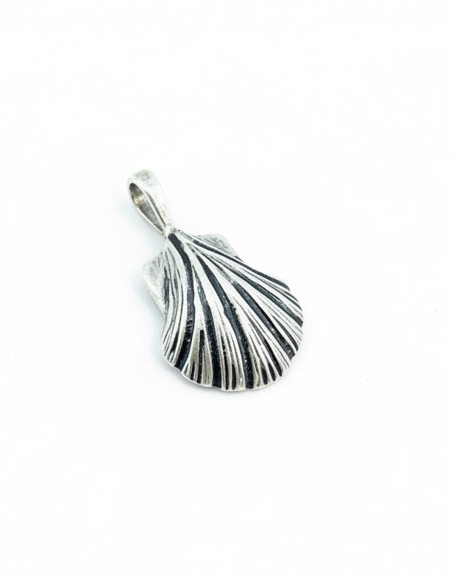 Scallop Charm