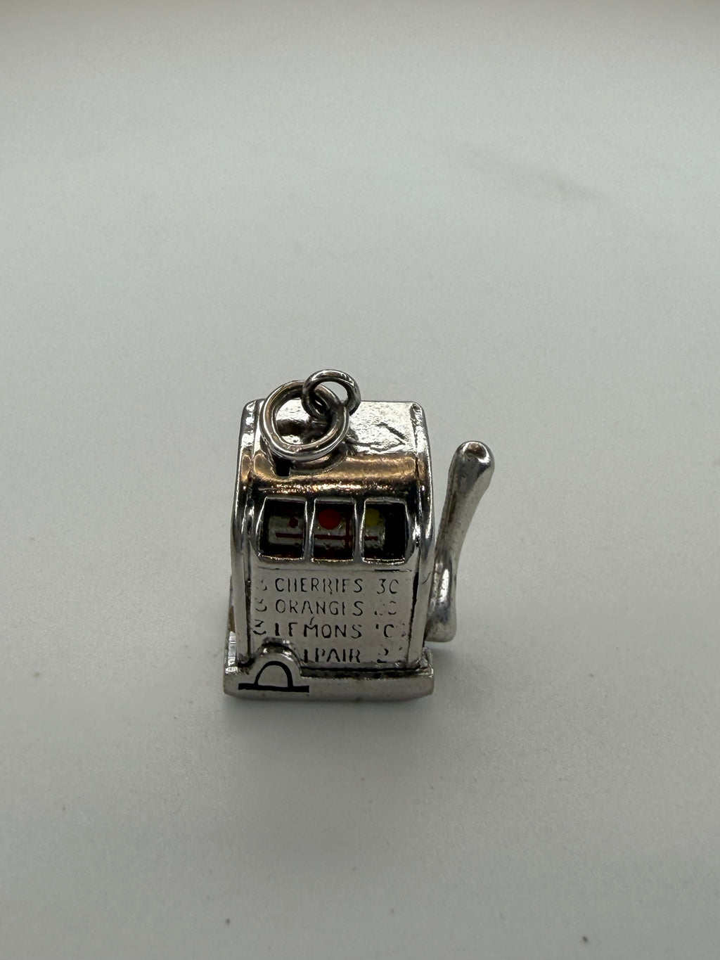 .925 Slot Machine Charm