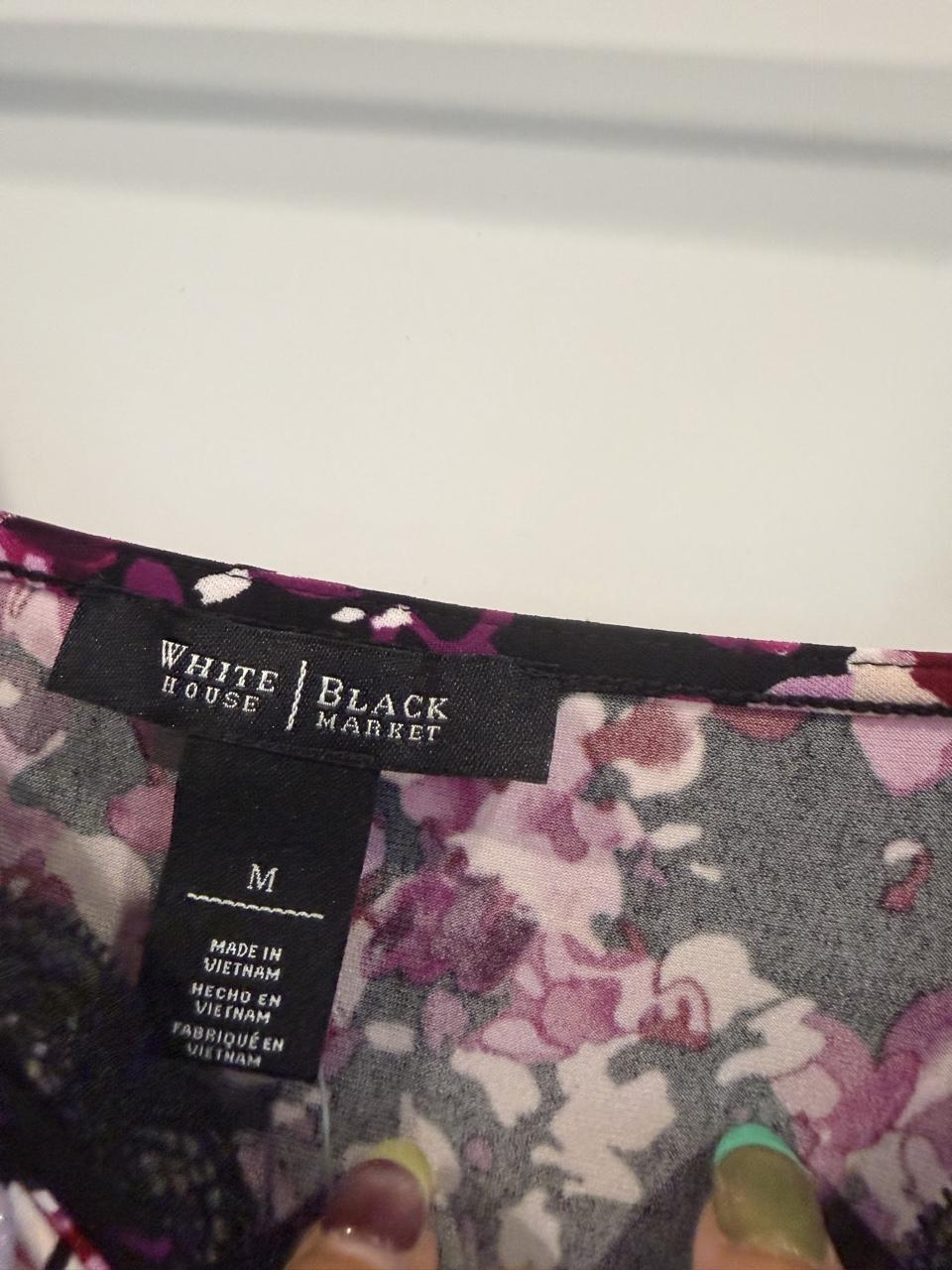 White House Black Market Tank (M)