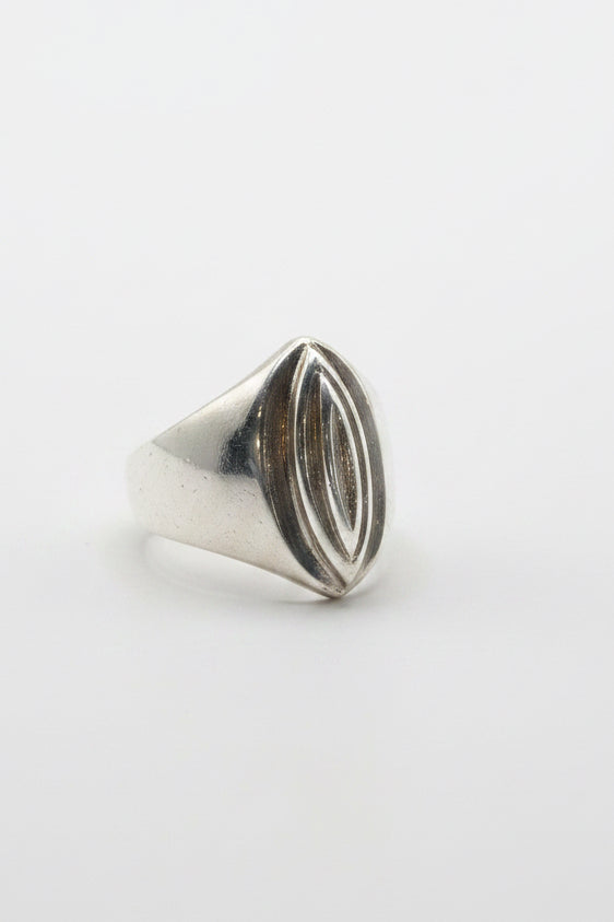 .925 stoneless ring size 6.5