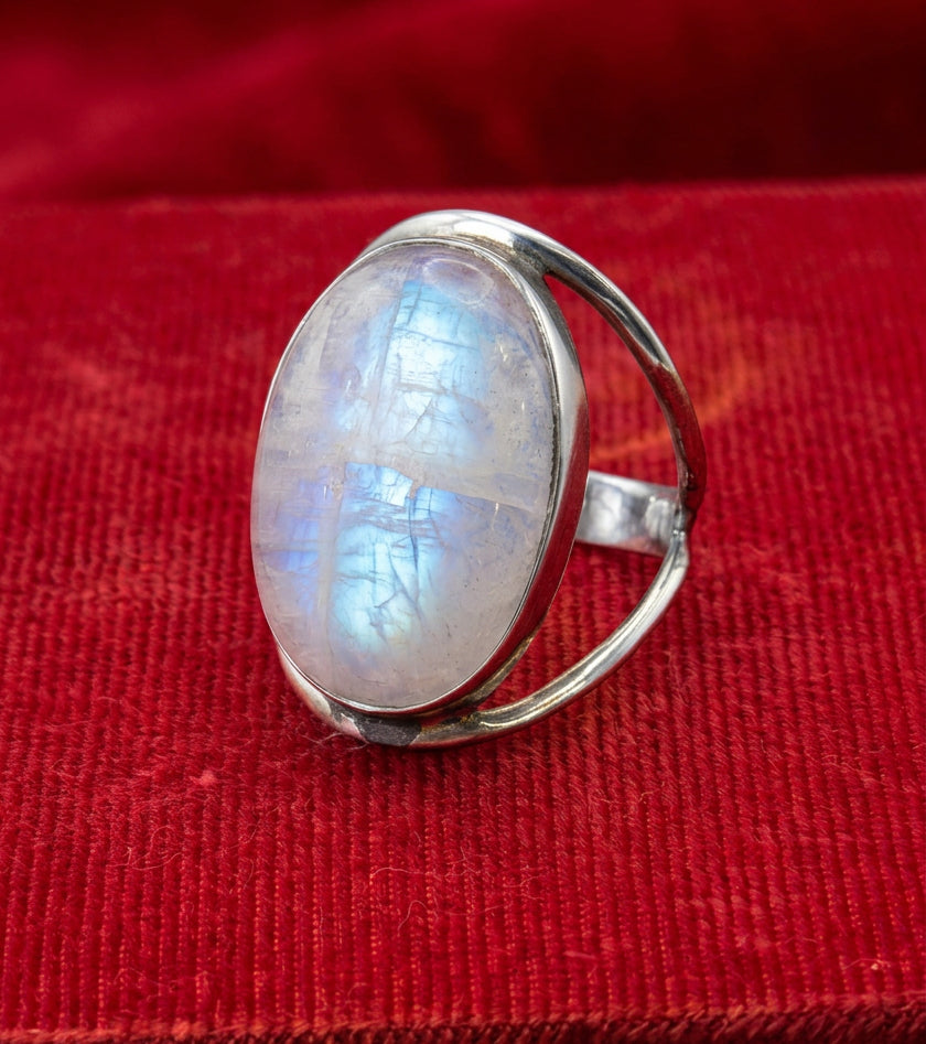 .925 Moonstone Ring (10)