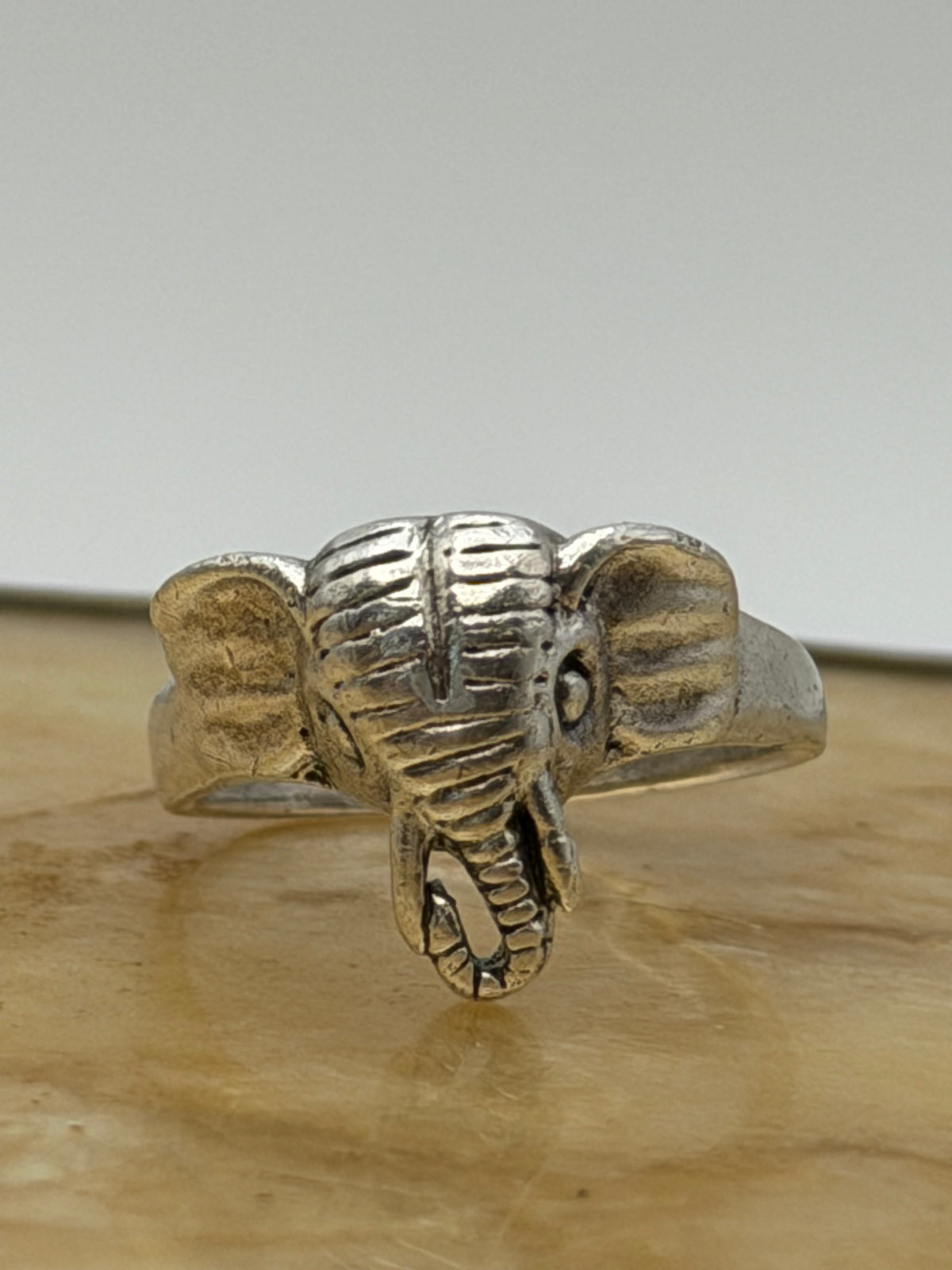 .925 Elephant Ring (6.5)