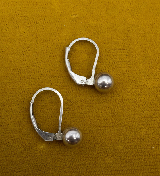 .925 earring