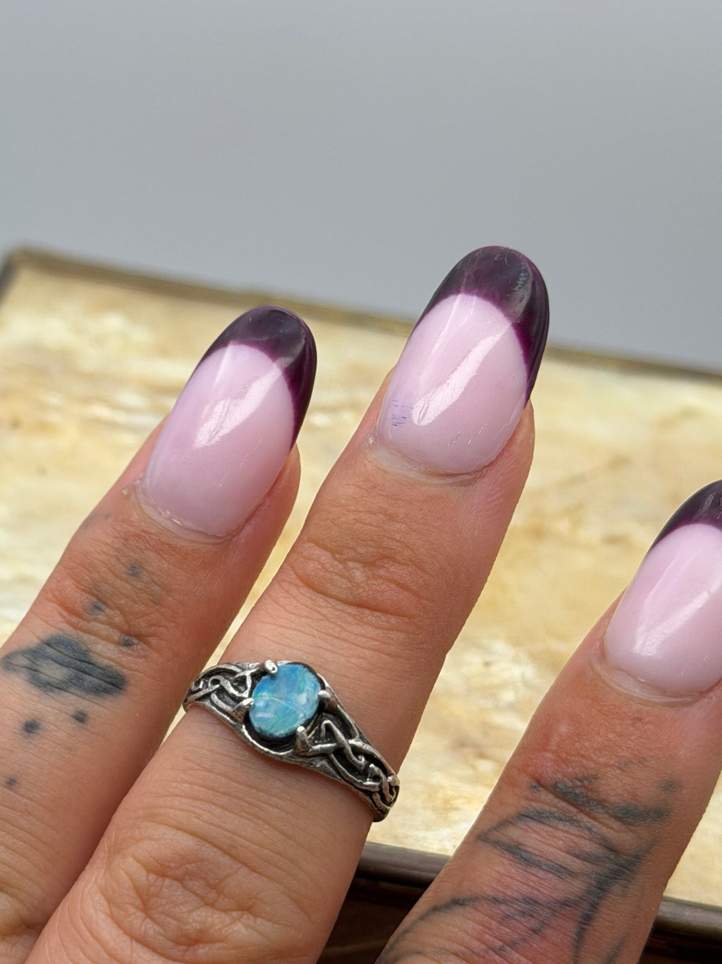 .925 Opal (6.75)