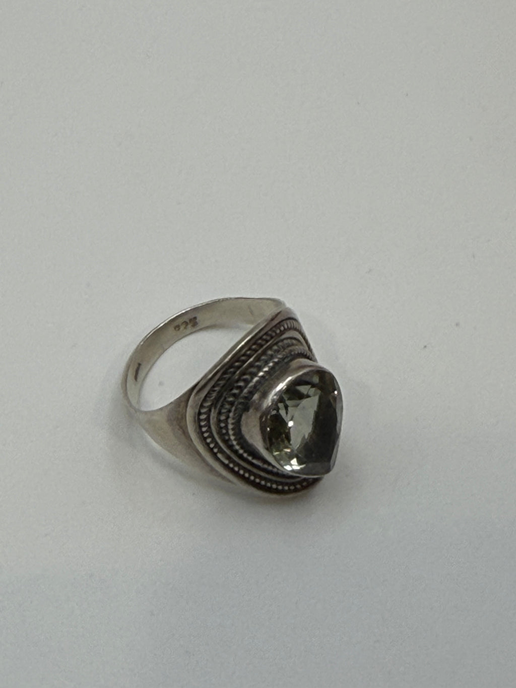 .925 Stone Ring Size 8