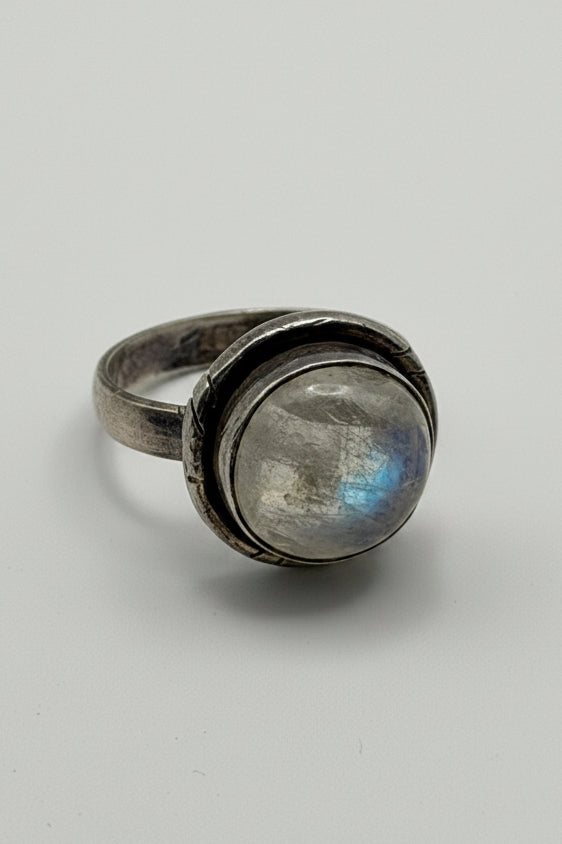 .925 Moonstone 7