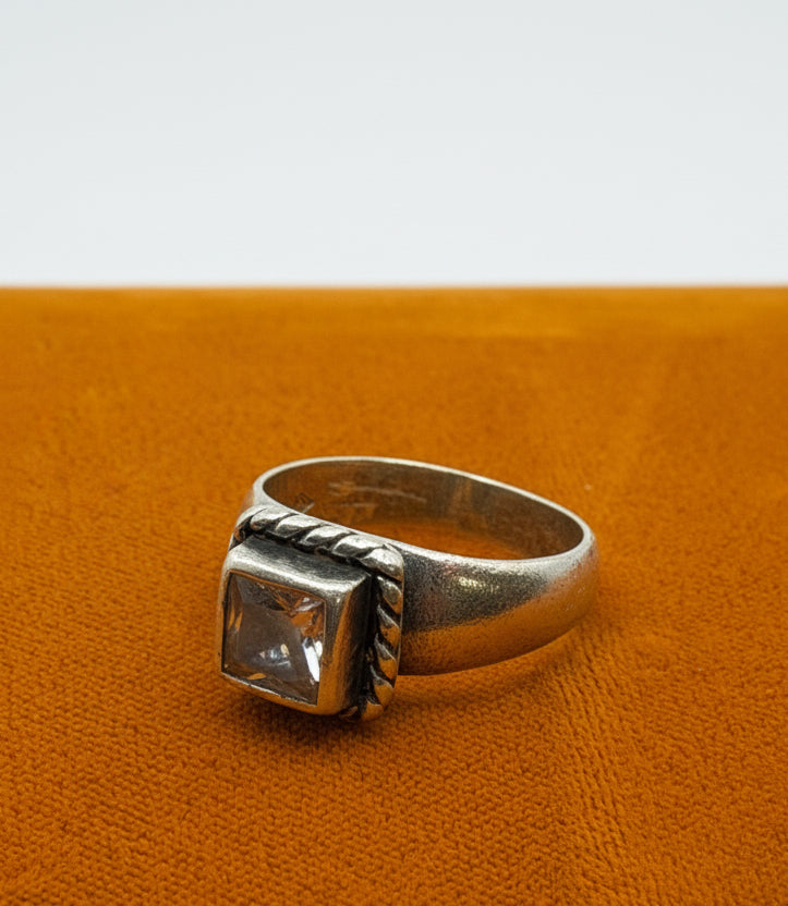 .925 Ring size 8.5