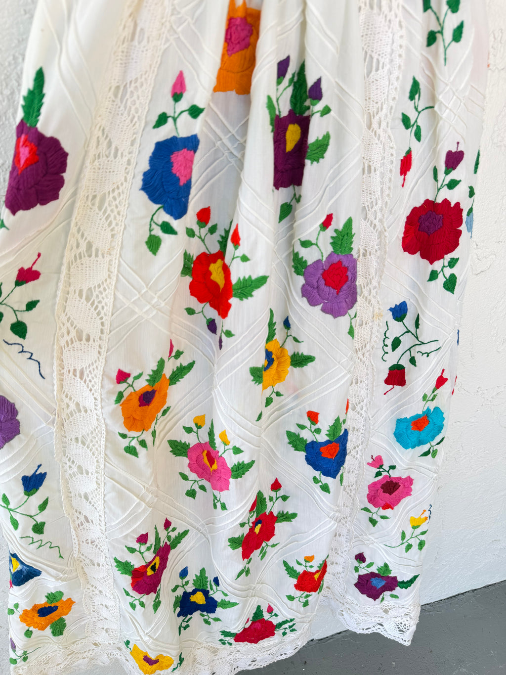 1960/70s Embroidered Dress
