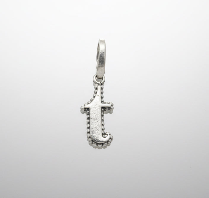 .925 Caviar “t” charm