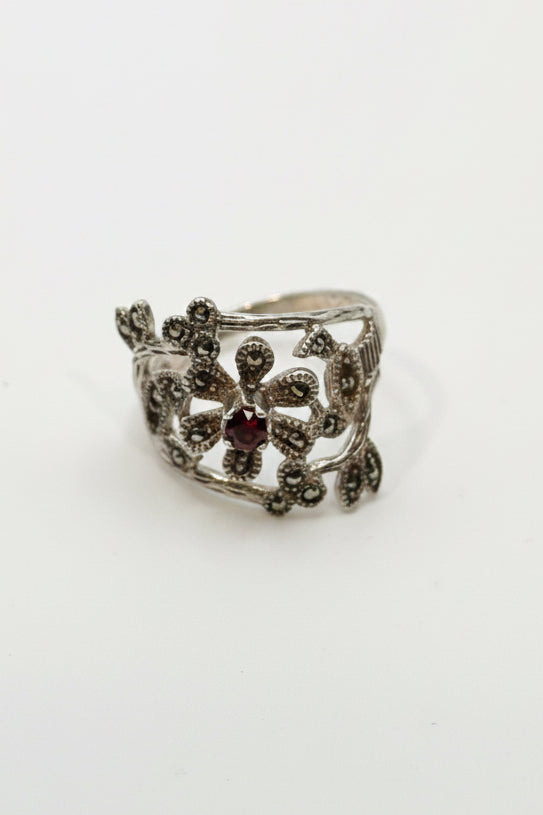 .925 flower size 7