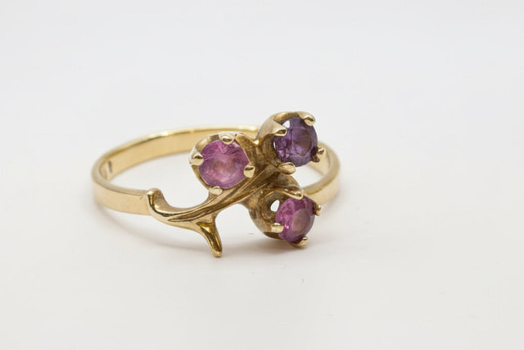 10k Gold Ring (6.5)
