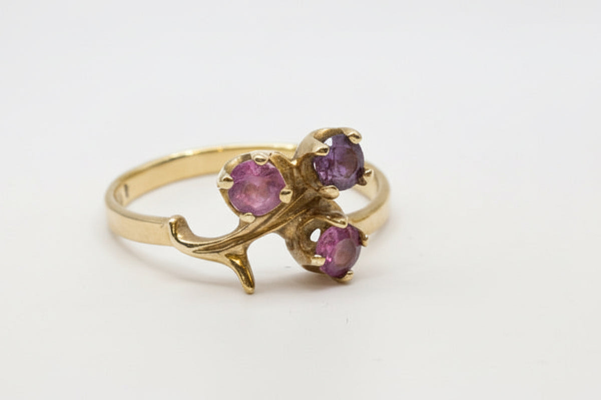 10k Gold Ring (6.5)
