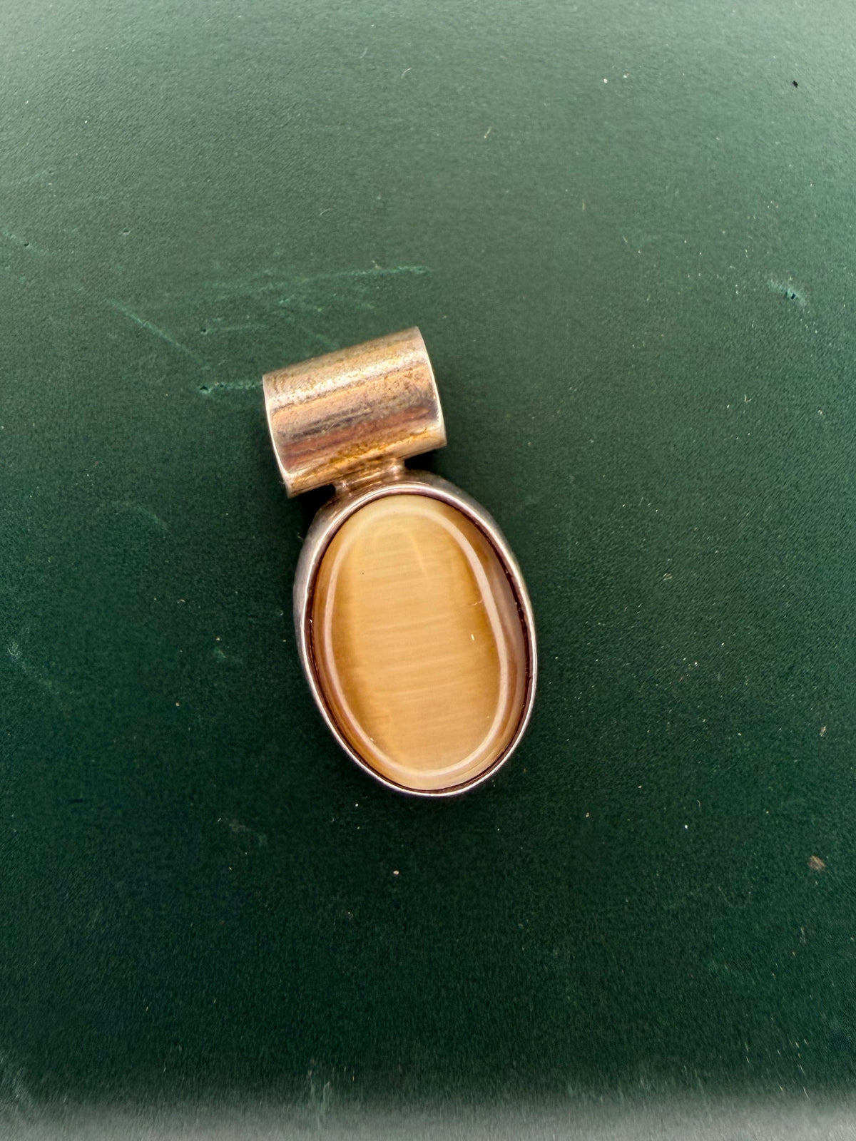 .925 Cat Eye Pendant