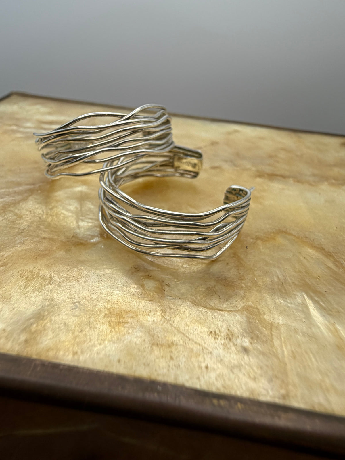 .925 Hoops