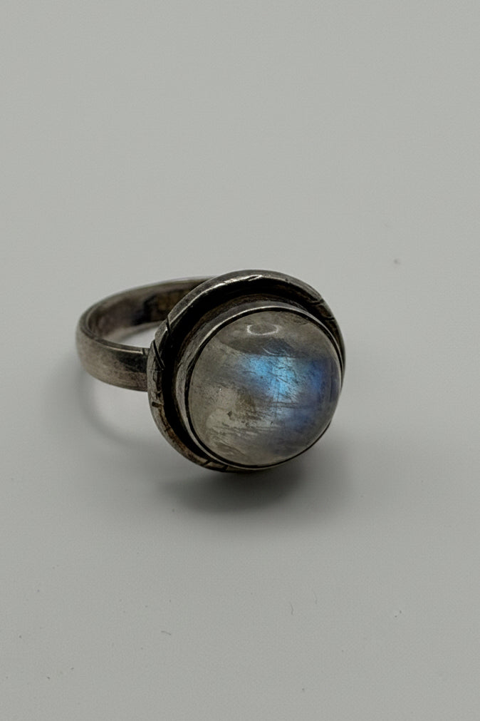 .925 Moonstone 7