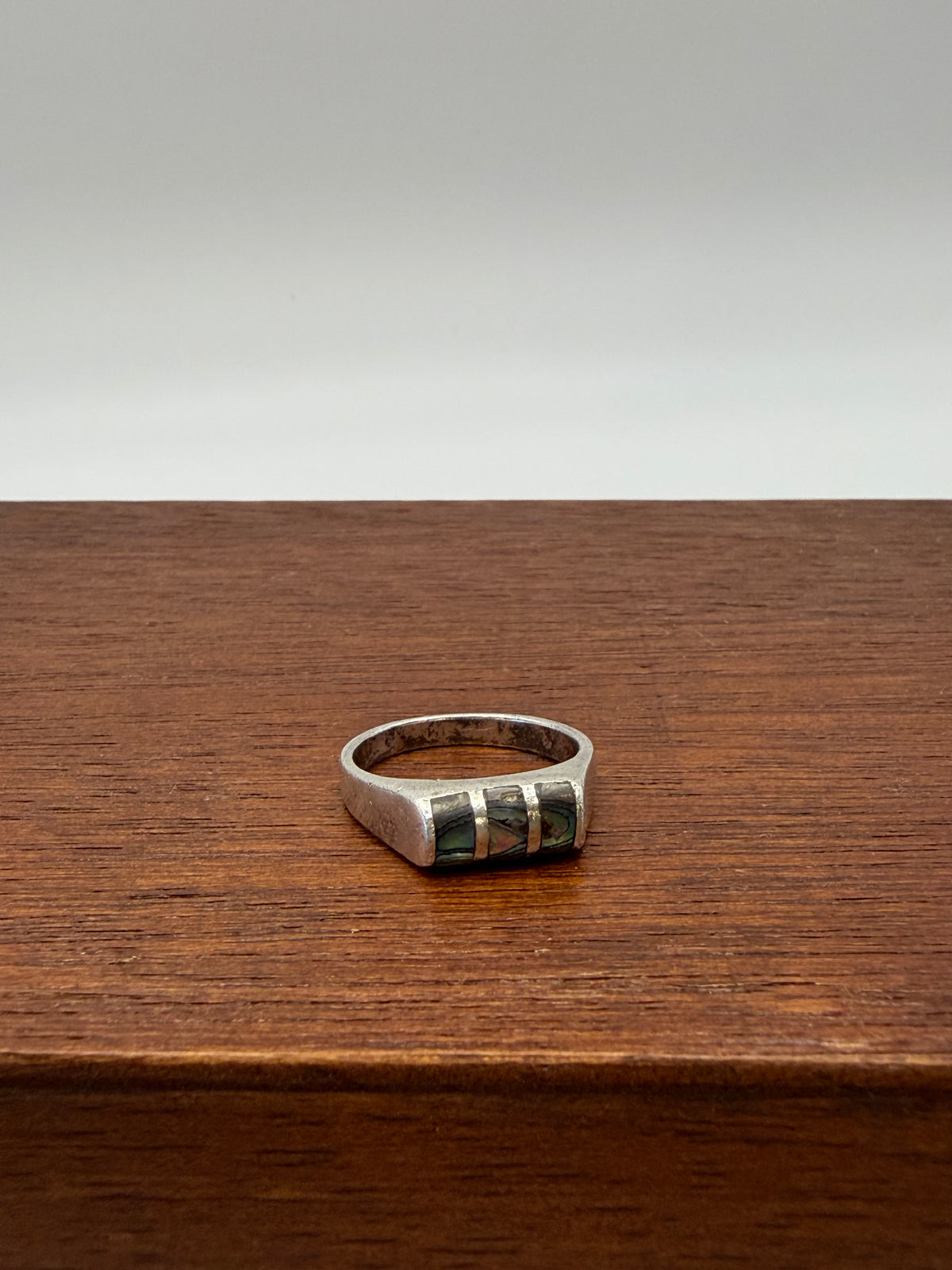 .925 Abalone Ring (9.5)