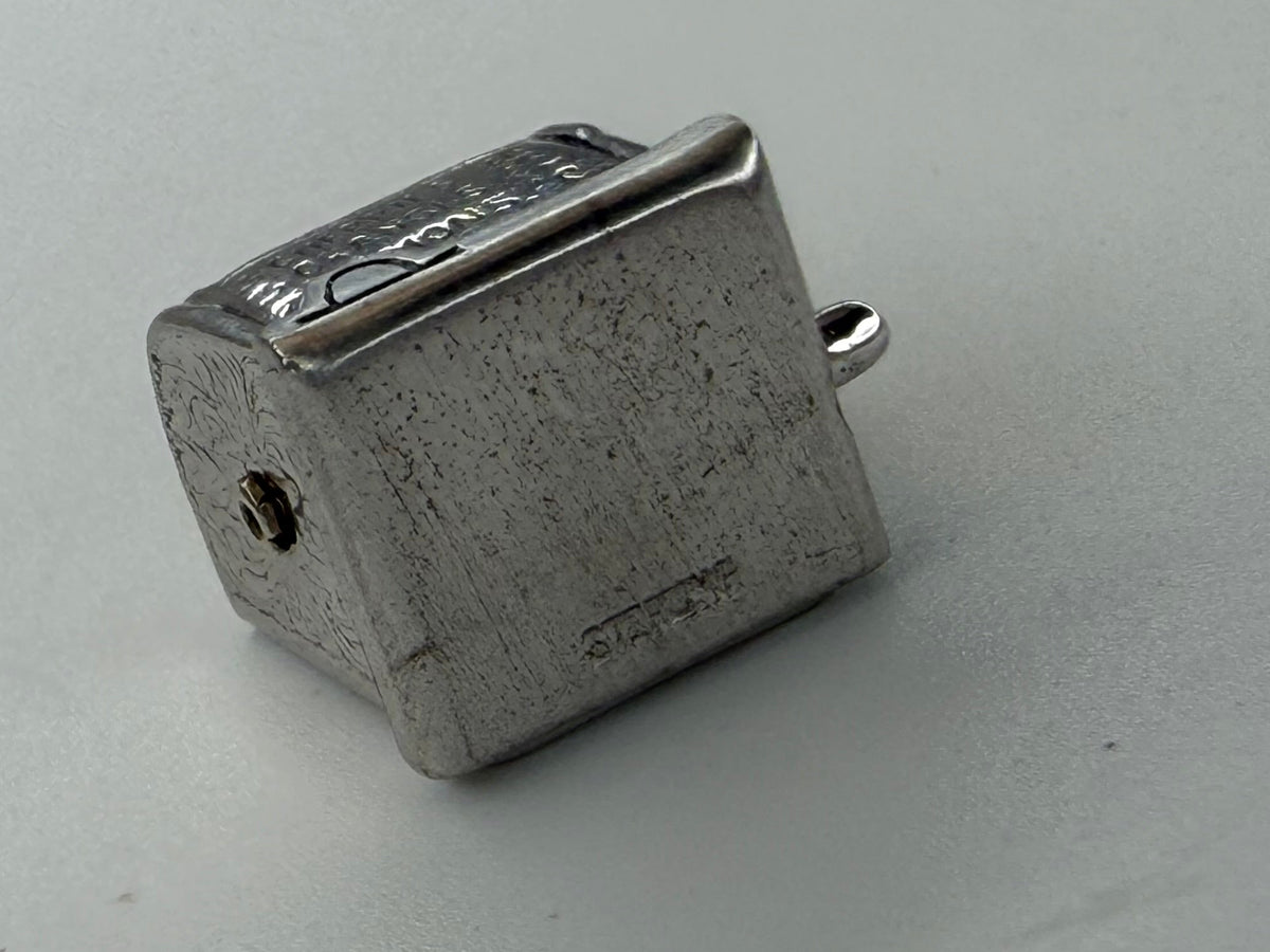 .925 Slot Machine Charm