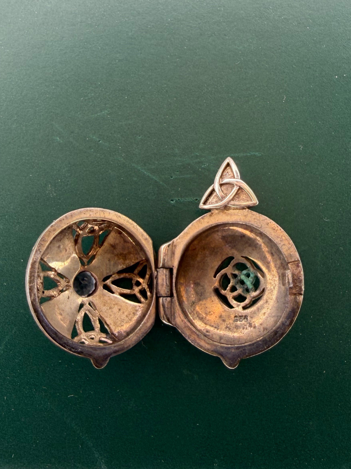 .925 Locket