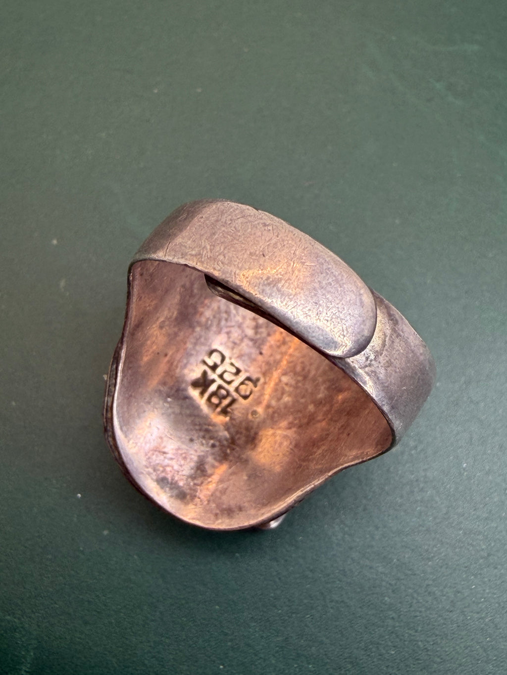 .925/18k (adj)