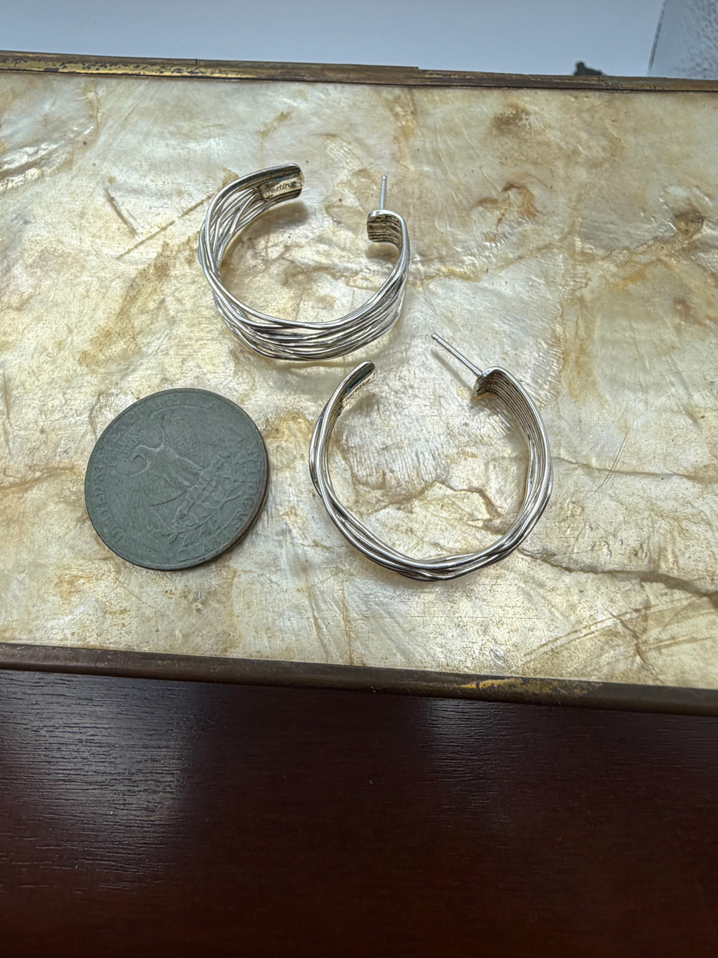 .925 Hoops